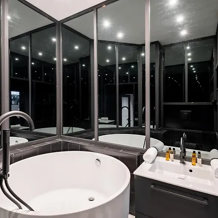 Veeve - Contemporary Excellence
